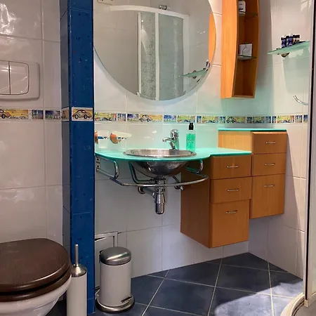 Cosy In The Heart Of דירה בוקרשט