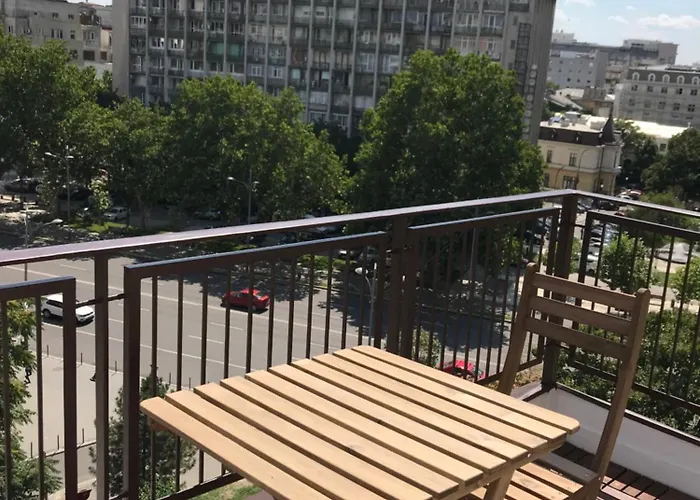 Apartament Cosy In The Heart Of *